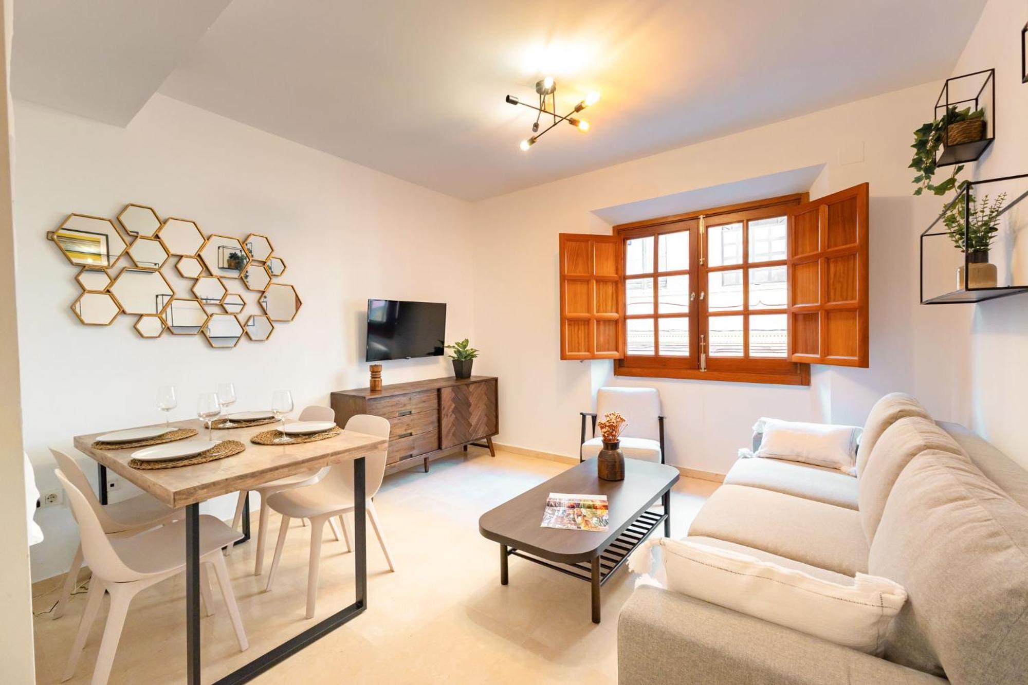 Charming 2 Bedroom Apartment At San Marcos Plaza By Ocityzen Sevilla Eksteriør bilde