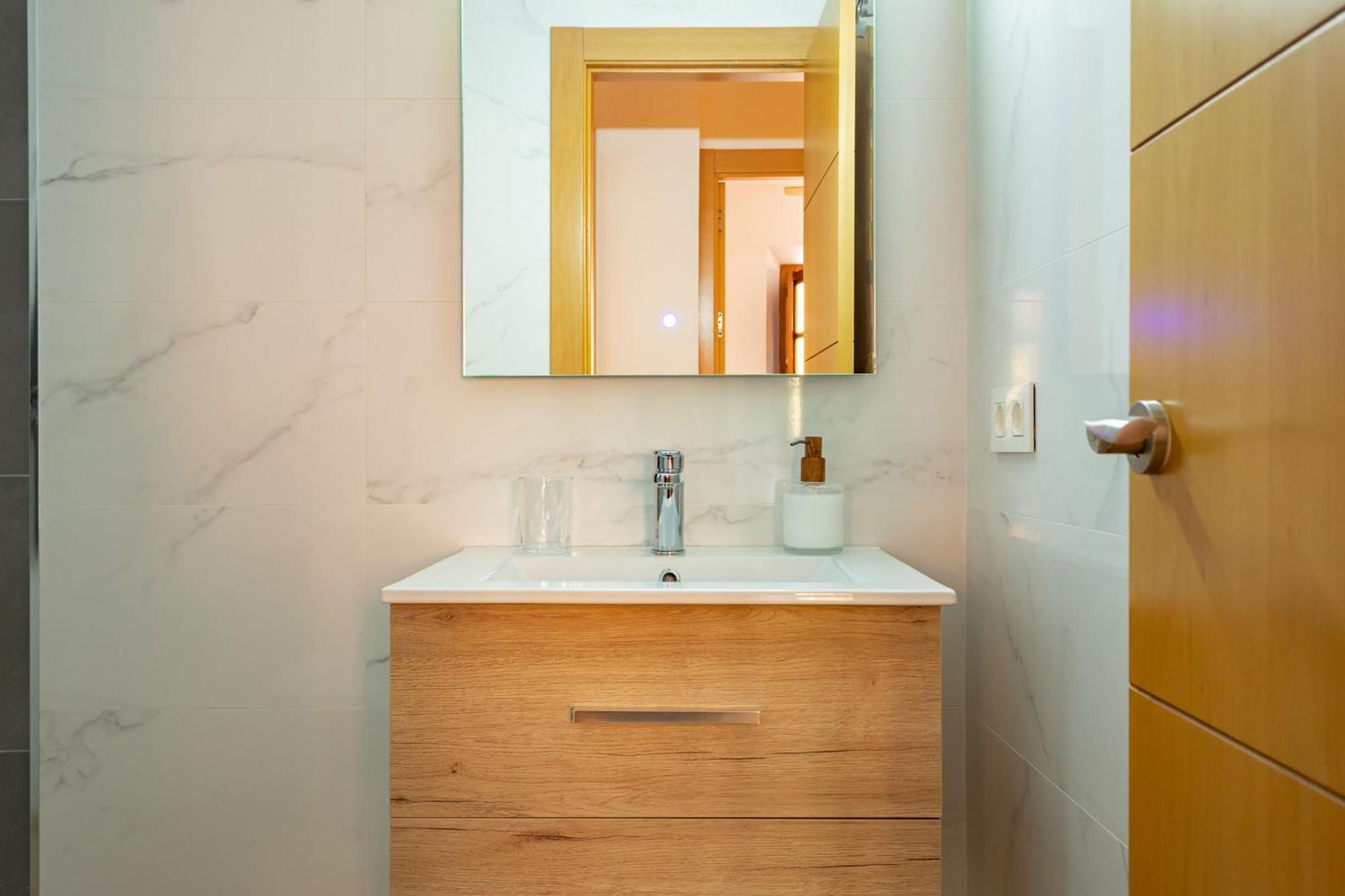 Charming 2 Bedroom Apartment At San Marcos Plaza By Ocityzen Sevilla Eksteriør bilde